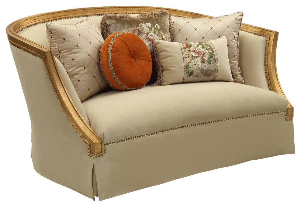 ACME Daesha Loveseat with 5 Pillows, Fabric and Antique Gold