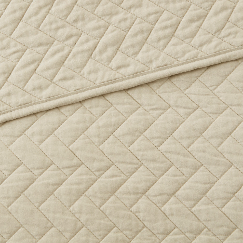 Hampton Hill Velvet Touch Herringbone Oversize 3-Piece Coverlet, Queen