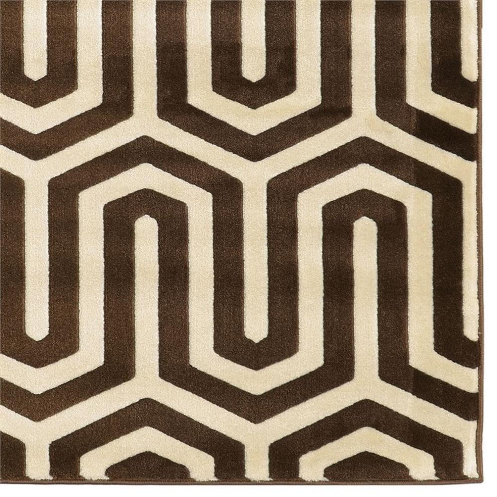 Linon Roma Zigzag Power Loomed Polypropylene 5'x7' Rug in Ivory