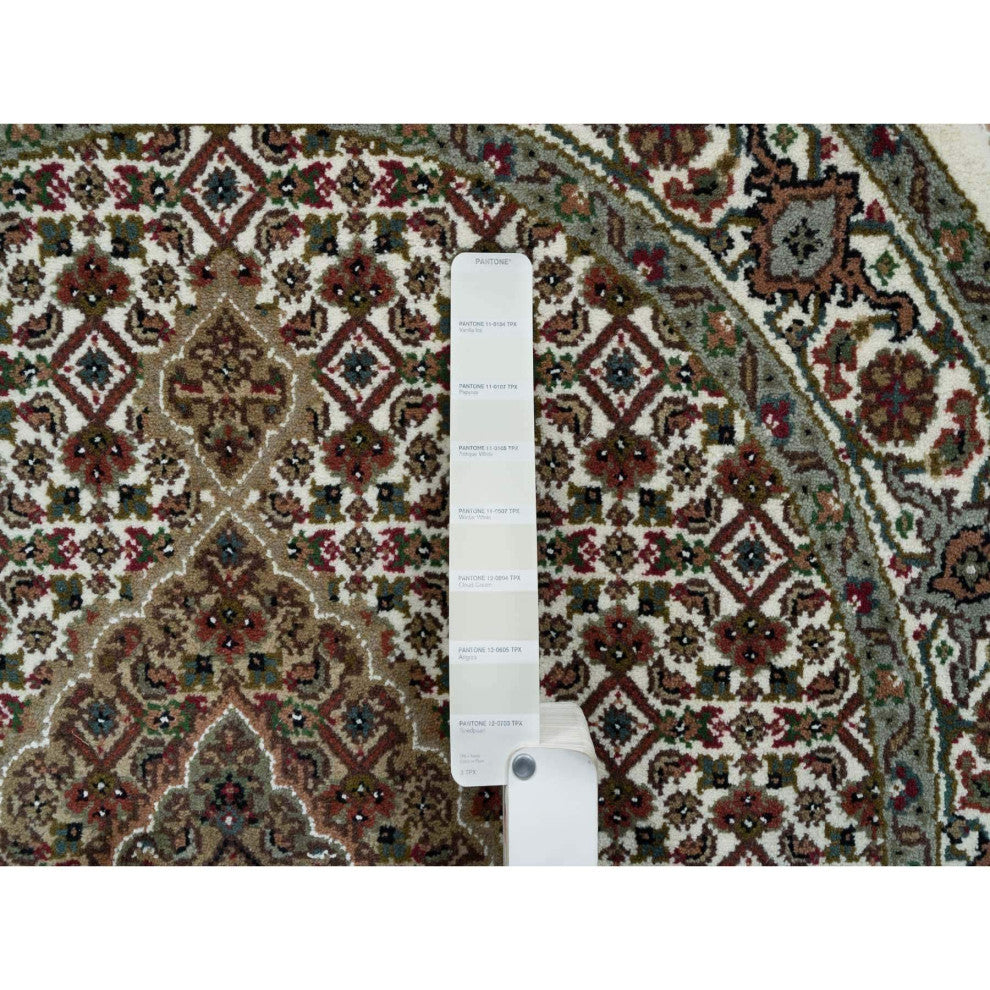 Porcelain White 175 KPSI Organic Wool Hand Knotted Tabriz Round Rug, 3'4"x3'4"