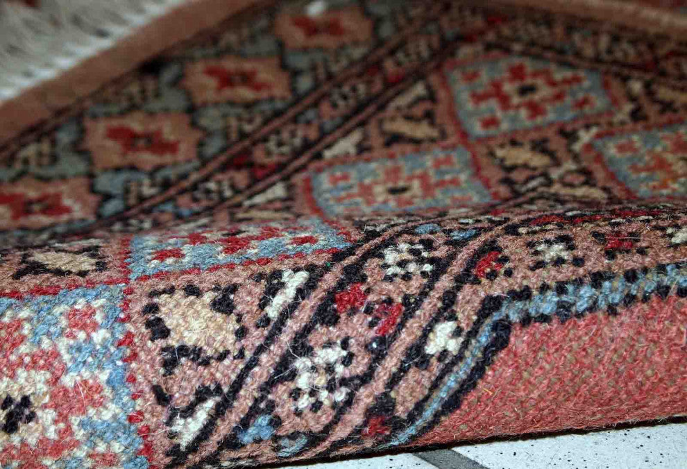 Handmade vintage Uzbek Bukhara rug 2.6' x 3.8' (81cm x 118cm) 1960s