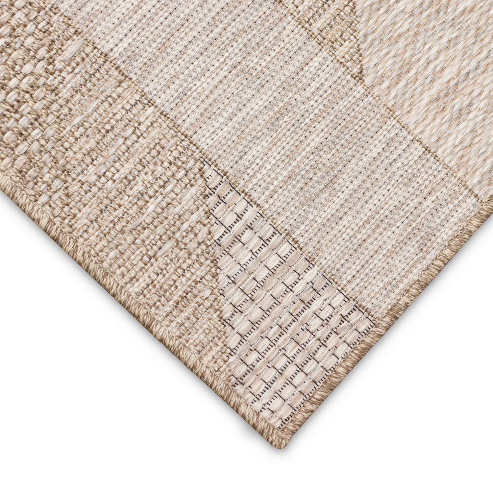 Orly Angles Indoor/Outdoor Rug Natural 1'11"x7'6"