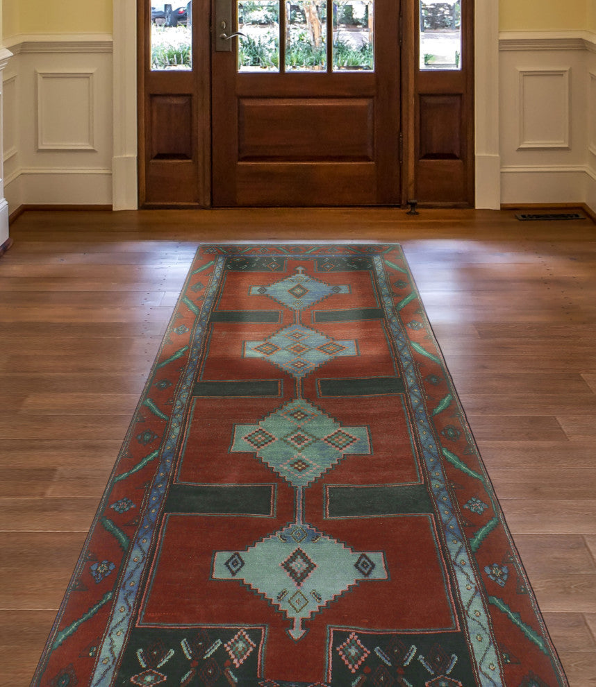 Semi-Antique Dorothea Charcoal/Burgundy Runner, 3'2x9'2