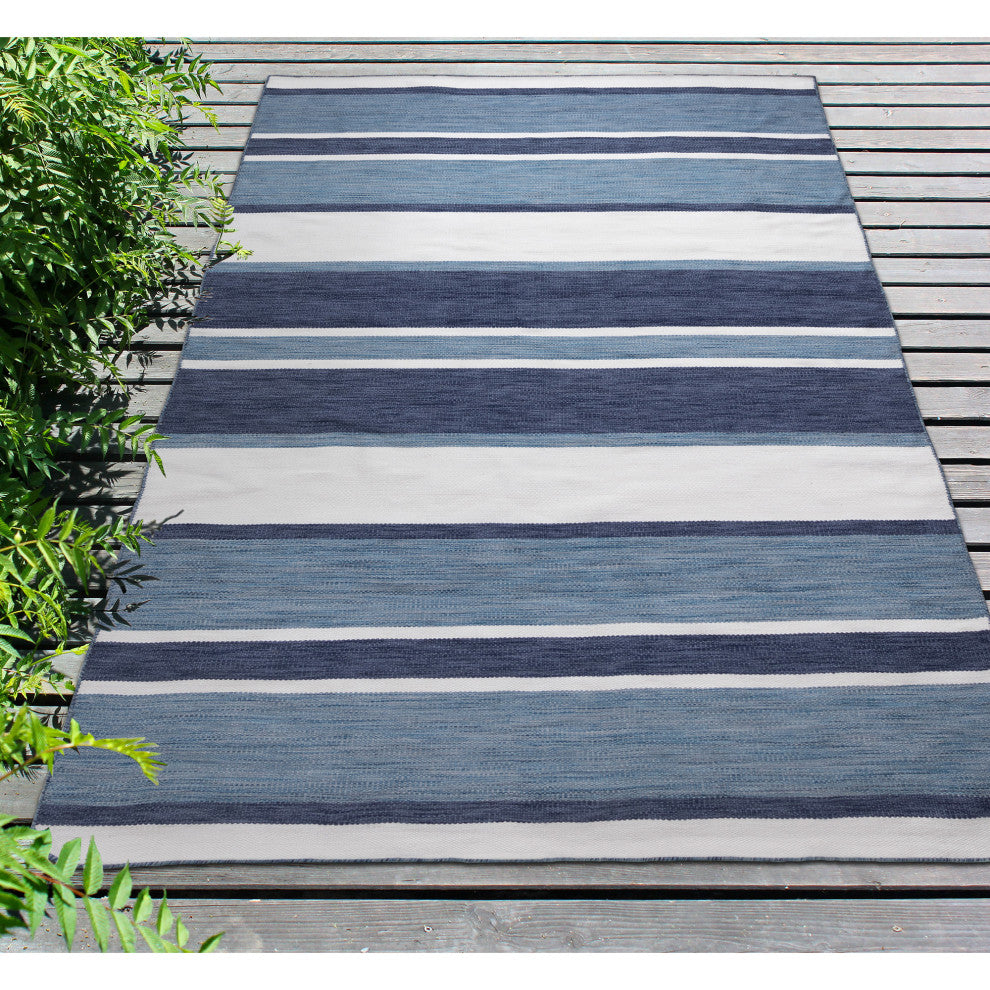 Sorrento Boat Stripe Indoor/Outdoor Rug, Navy, 5'x7'6"