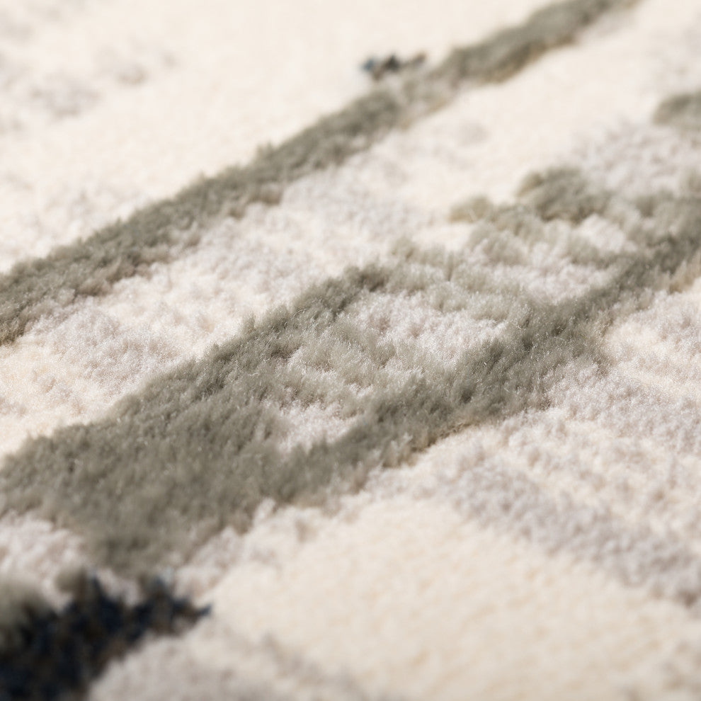 Dalyn Karma KM4 Grey 1'8" x 2'6" Rug