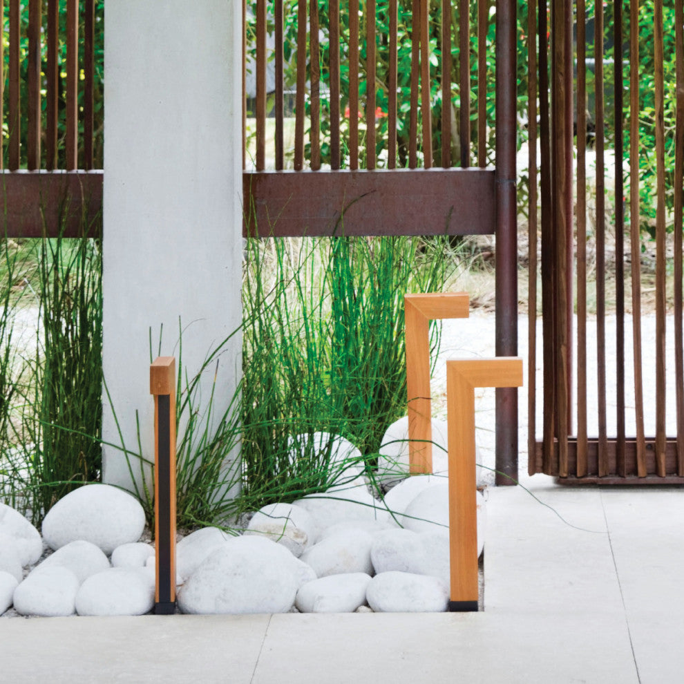 Hinkley Atlantis 22" Large LED Path Light, Cedar