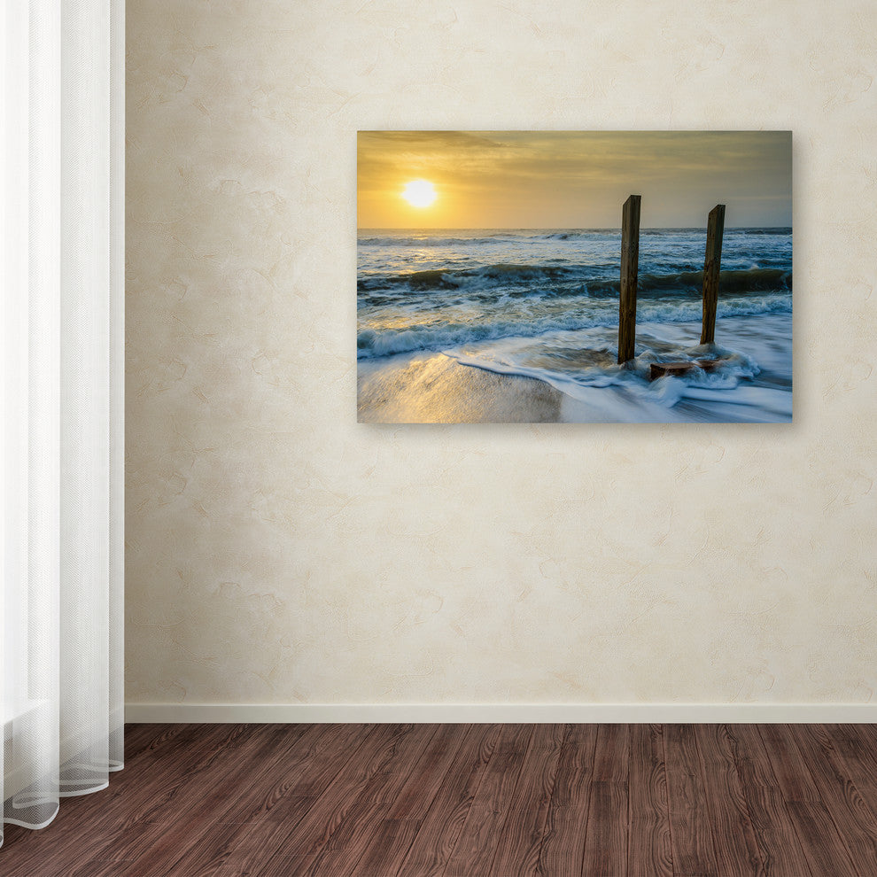 PIPA Fine Art 'Kissed by the Sea' Canvas Art, 24x16