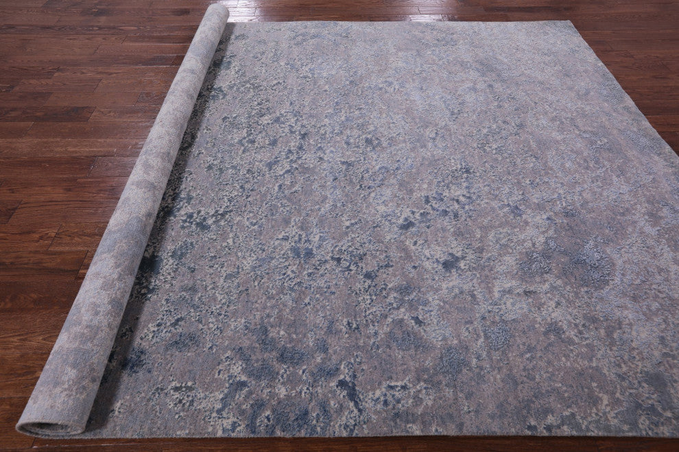 Abstract Wool and Silk Hand-Knotted Rug 7' 11" X 10' 1" Q9058