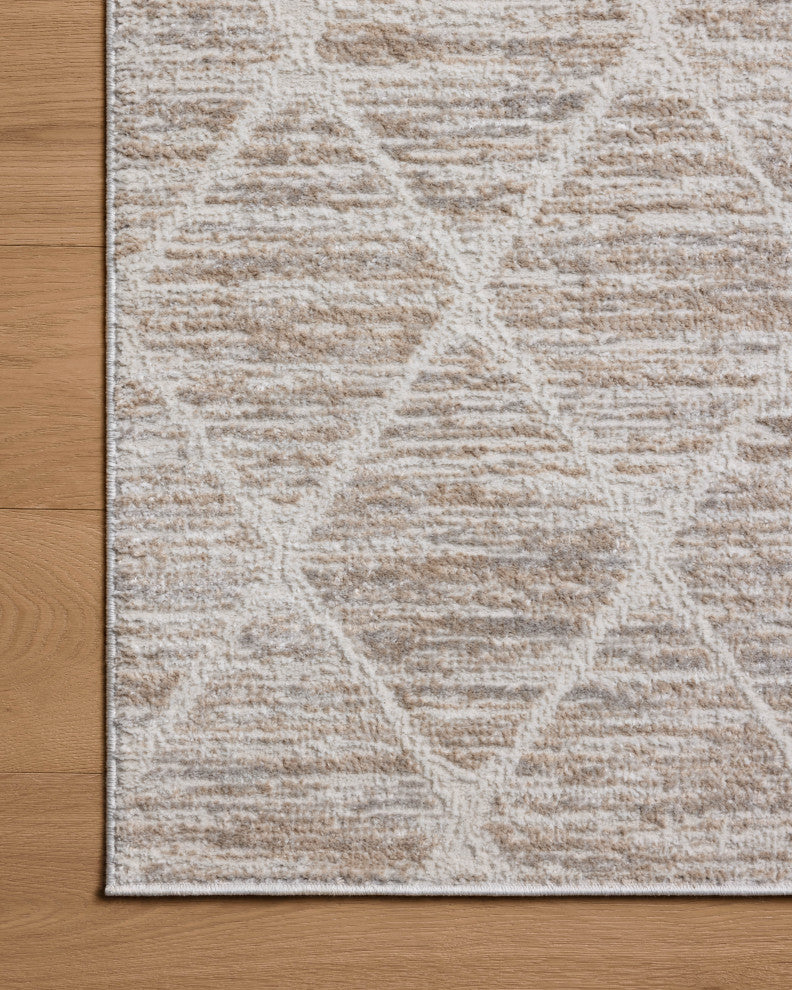Loloi Townes Pebble / Beige 2'-7" x 7'-6" Runner Rug