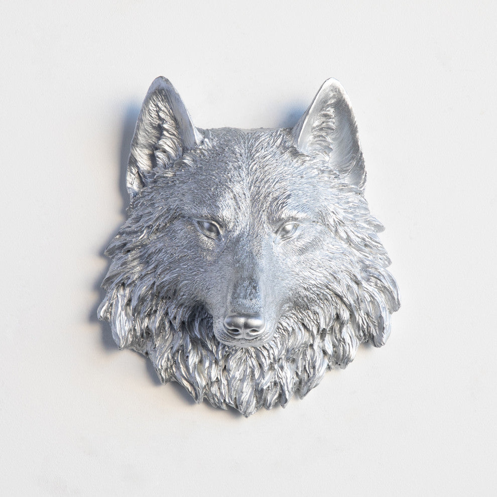 Faux Mini Wolf Resin Wall Decor, Silver