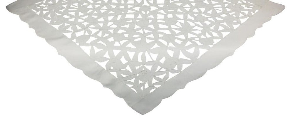 Tulip Bouquet 36"x36" Table Topper, White