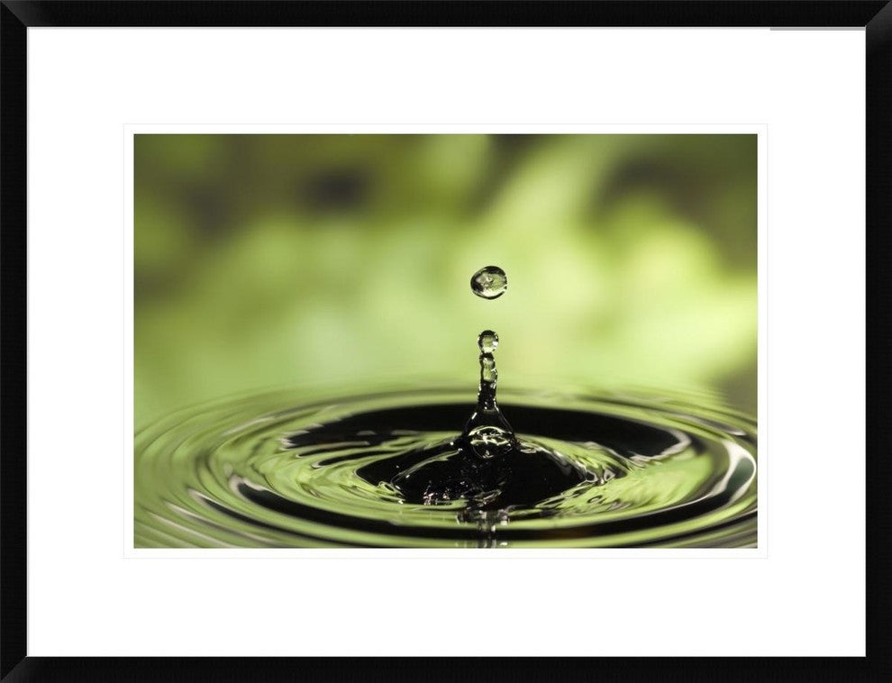 Ripples Radiating Out From Drop Of Water Splashing Into Calm Pool, 24"x18"