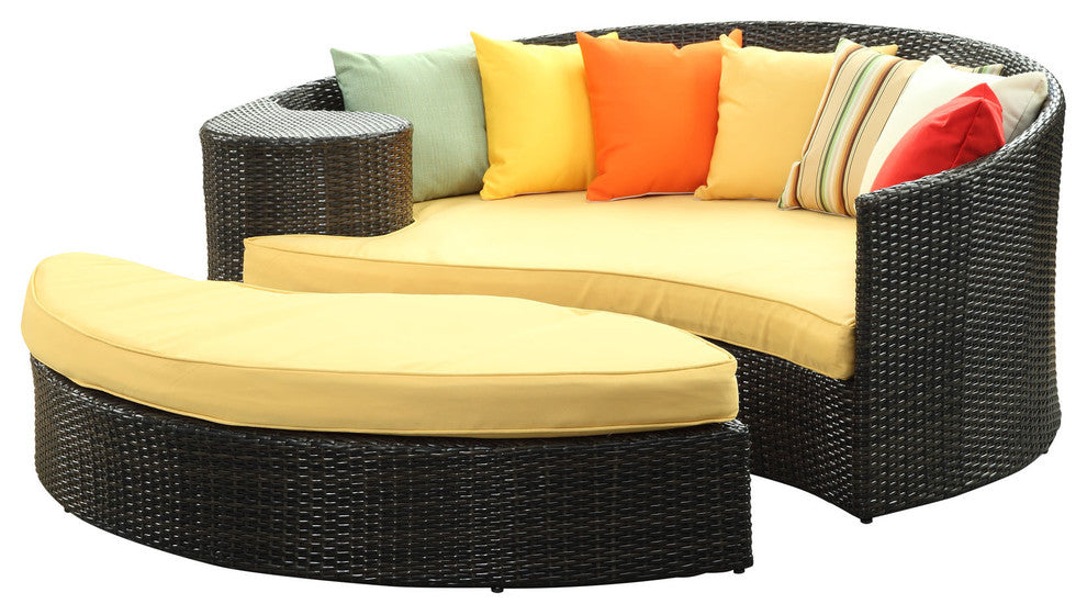 Taiji Daybed in Brown Orange