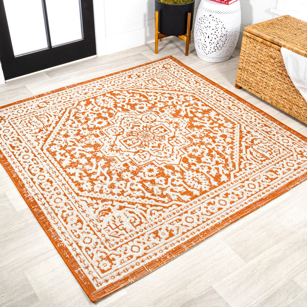 Sinjuri Medallion Textured Weave Indoor/Outdoor, Orange/Cream, 5' Square