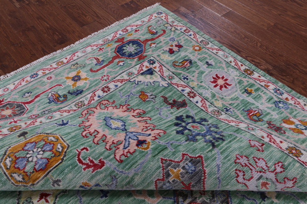 9' Square Handmade Turkish Oushak Wool Rug - Q13364