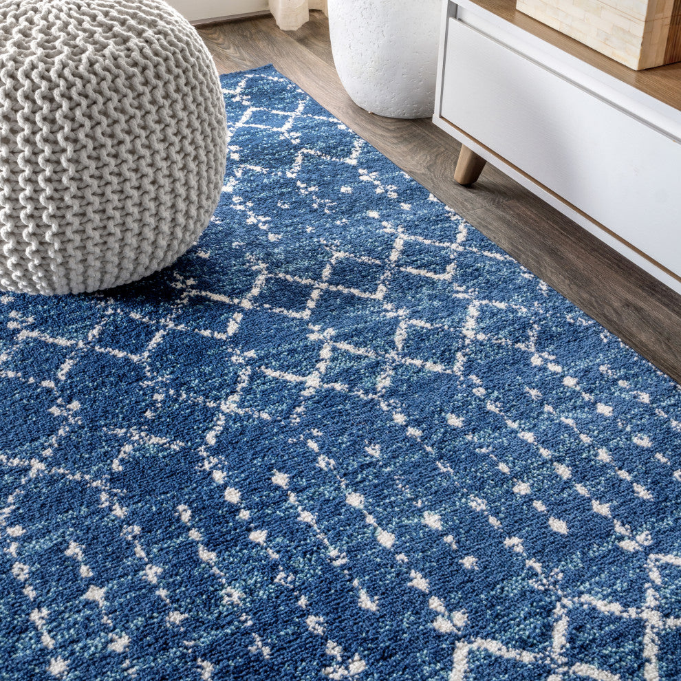 Moroccan HYPE Boho Vintage Diamond Runner Rug, Blue/White, 4 X 6