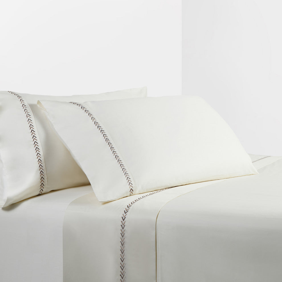 350 TC Cream Sheet Set With Arrow Embroidery, Queen