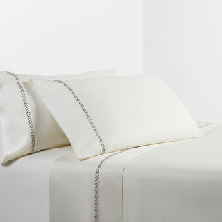 350 TC Cream Sheet Set With Arrow Embroidery, Queen