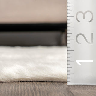 Nuloom Marcia Machine Washable Faux Cowhide Area Rug, Off White 5'x6'7"