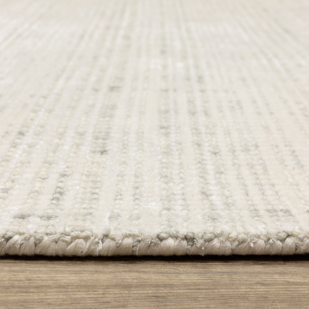 Cayden Textural Stripe Wool Blend Ivory/ Grey Hand-tufted Rug 5' x 8'