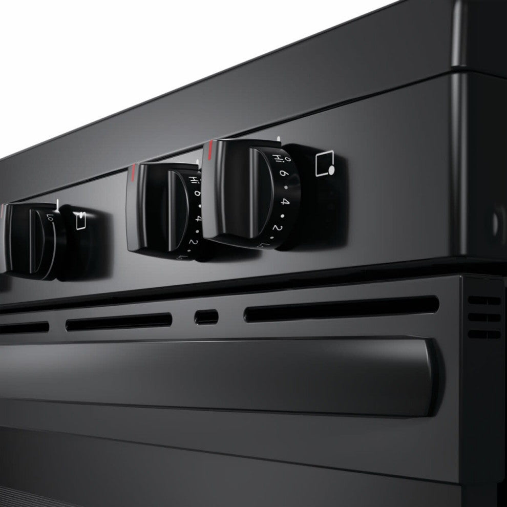 Frigidaire FCRE3052B 30"W 5.3 Cu. Ft. - Black