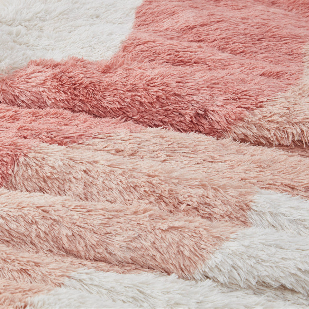 Intelligent Design Cassie Ombre Shaggy Faux Fur Duvet Cover Set