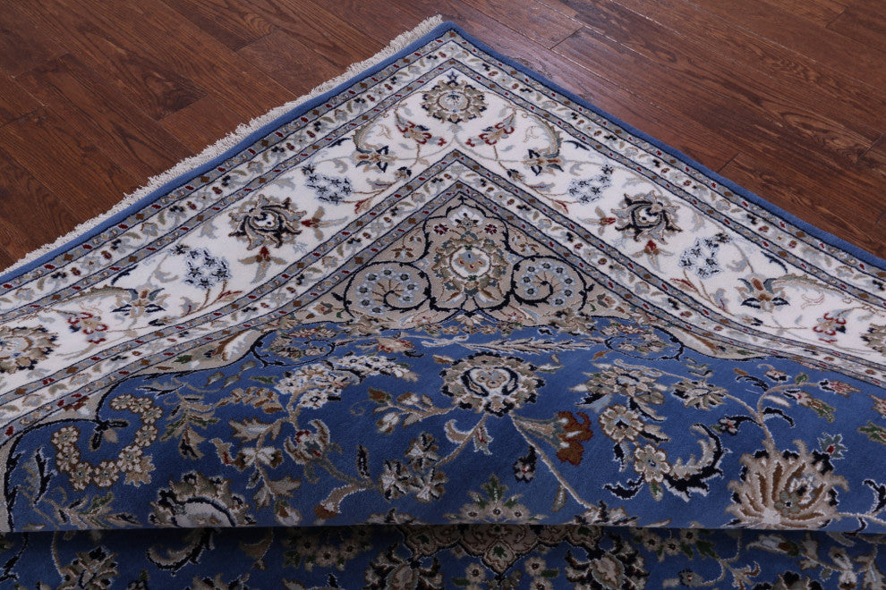 8' Square Persian Nain Wool & Silk Handmade Rug - Q13155