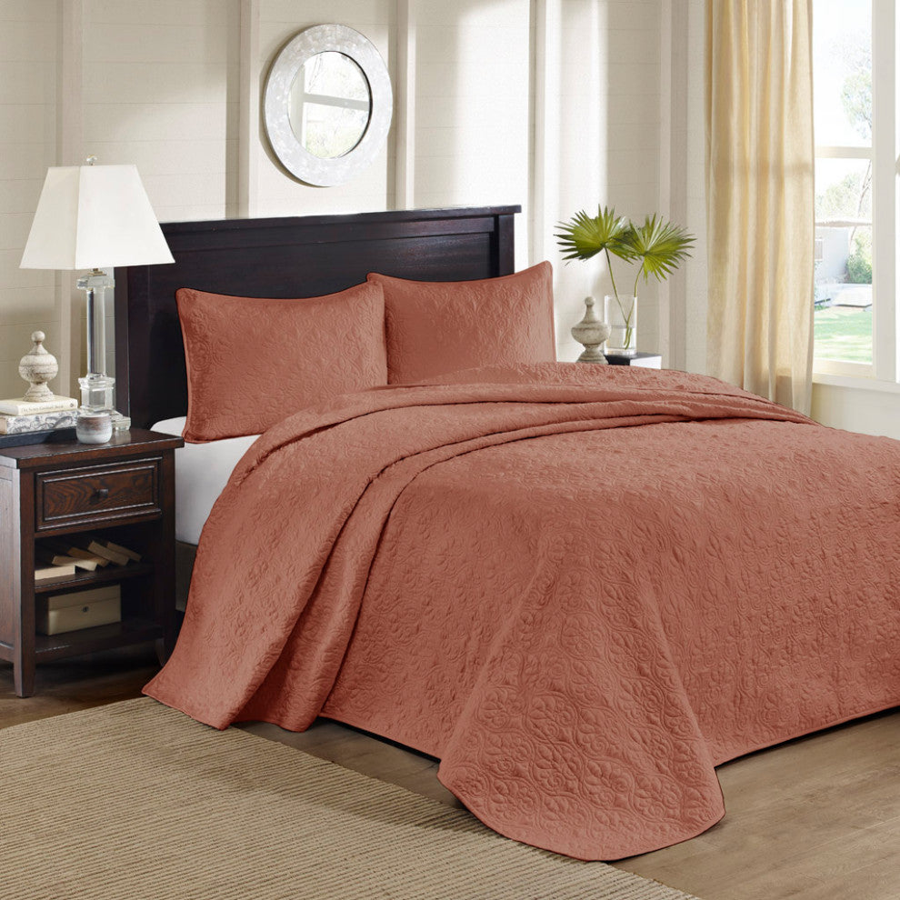 Madison Park Quebec 3 Piece Reversible Bedspread Set