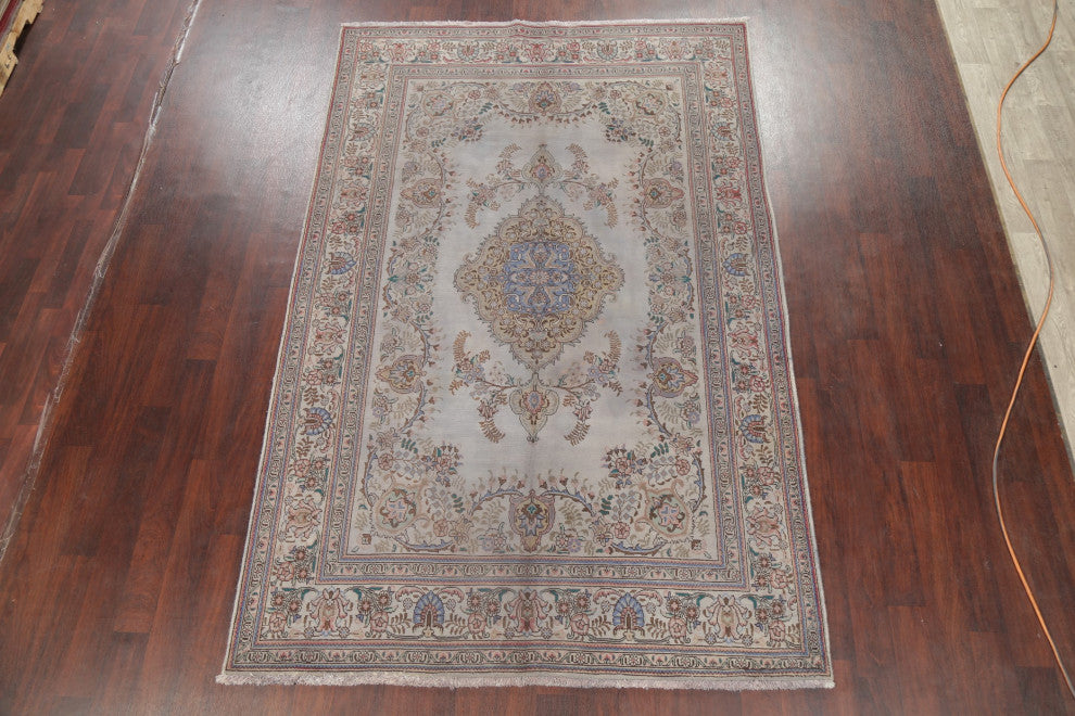 Consigned, Traditional Handmade Vintage Oriental Persian Faded Rug, Gray, 6x10