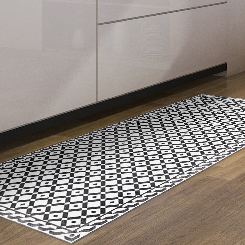 Mosaic Pattern Vinyl Floor Mat, 2' x 5'