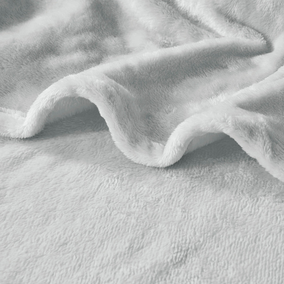 Intelligent Design Solid Microlight Plush Brushed Throw, Gray