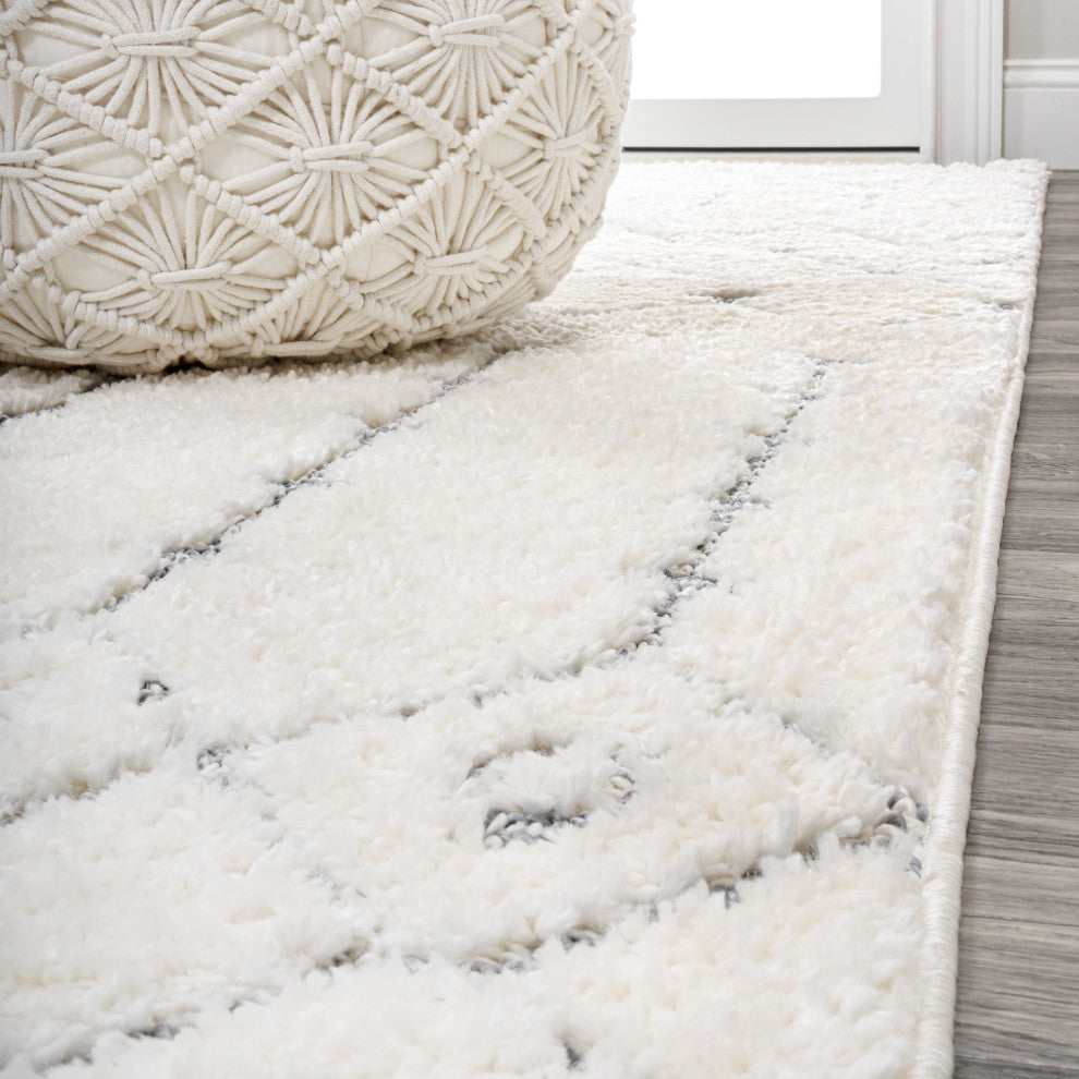 Pia Moroccan Trellis Plush Carved Cream/Gray 2'x8' Runner Rug