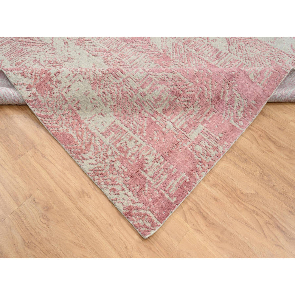 Rose Pink All Over Design Wool and Art Silk Jacquard Hand Loomed Rug, 10'x14'