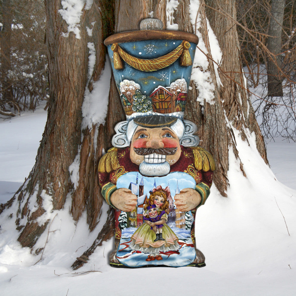 Old World Nutcracker Decor