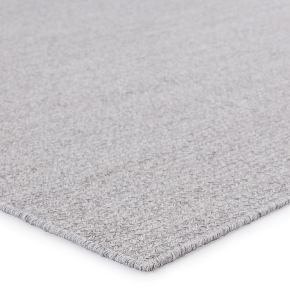 Jaipur Living Maracay Indoor/ Outdoor Solid Area Rug, Light Gray/White, 10'x14'