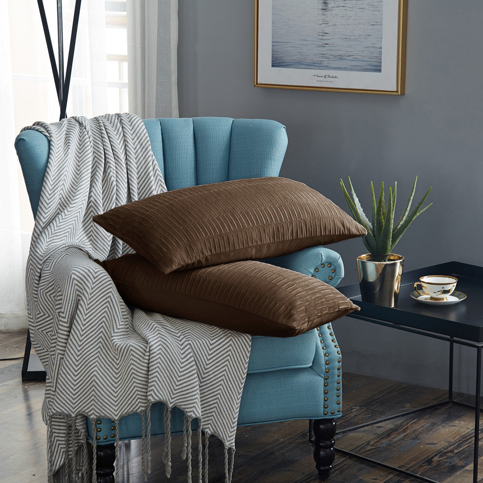 Pleated Velvet Pillow Covers, Set of 2, Carafe, 14"x26"