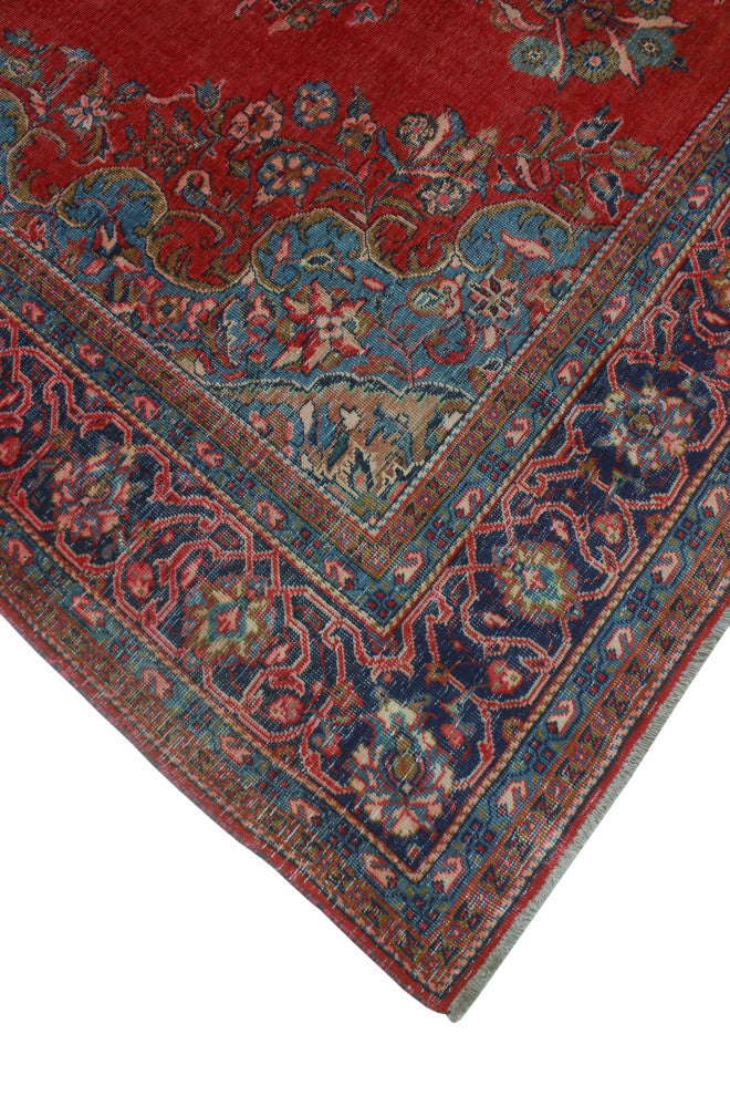 Fine Vintage Distressed Elle Red Rug