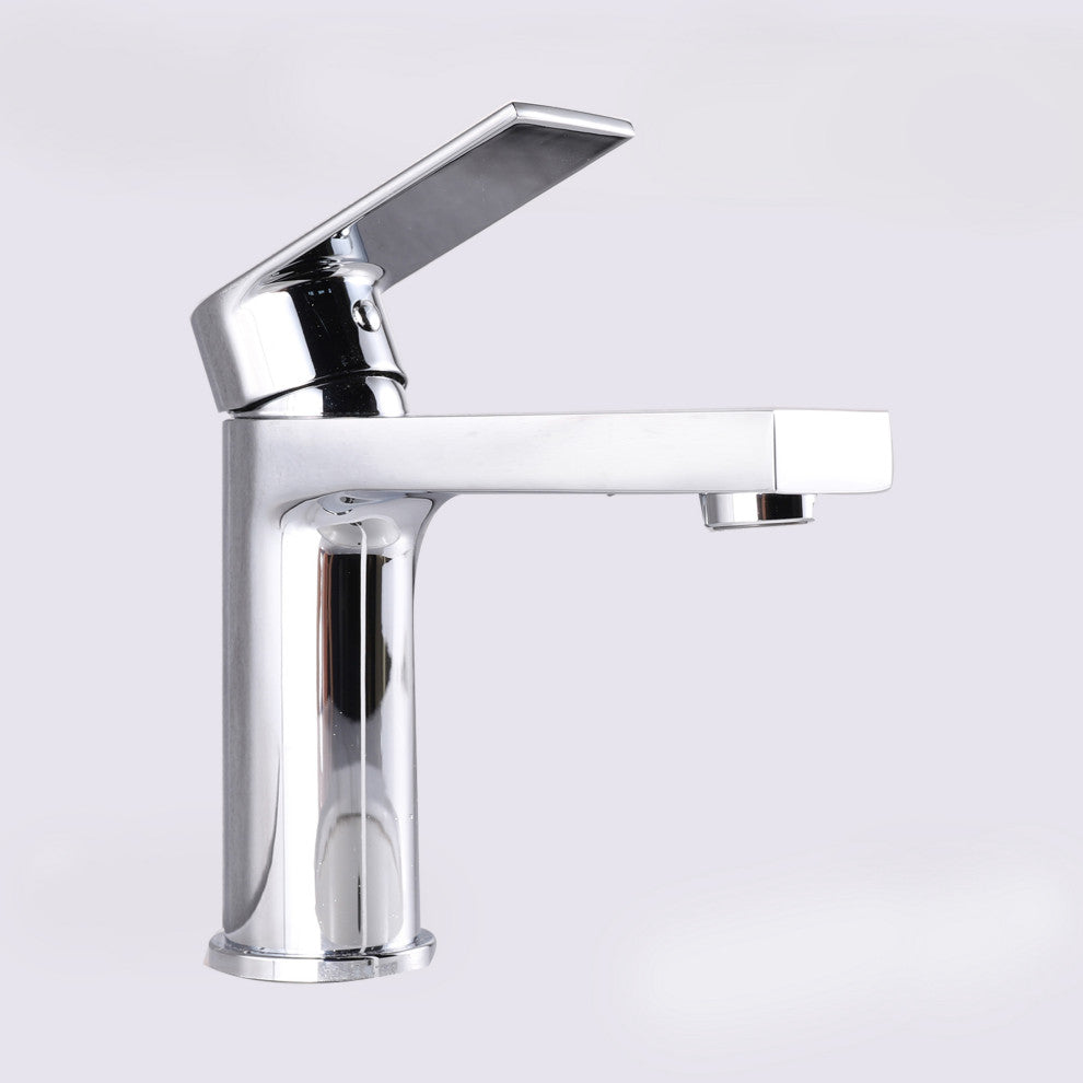 Single Handle Low Arc Lavatory Faucet in Chrome Finish