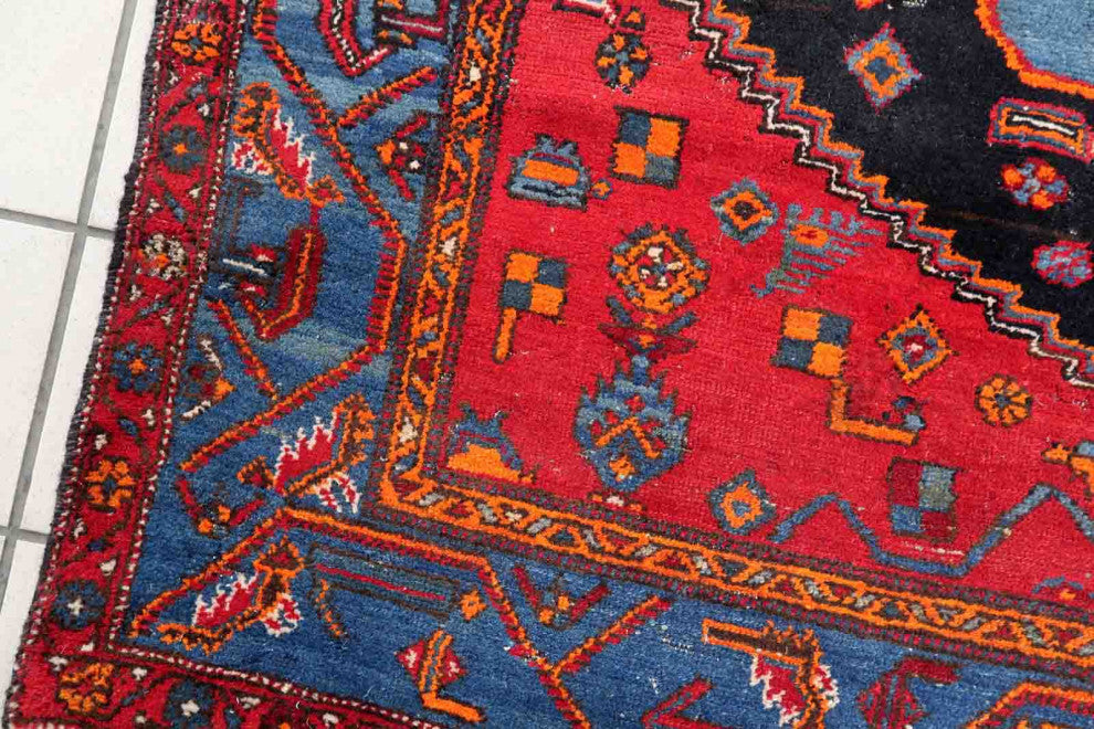 Handmade Vintage Persian Hamadan Rug 4.3'x6.4', 133cmx196cm 1950s