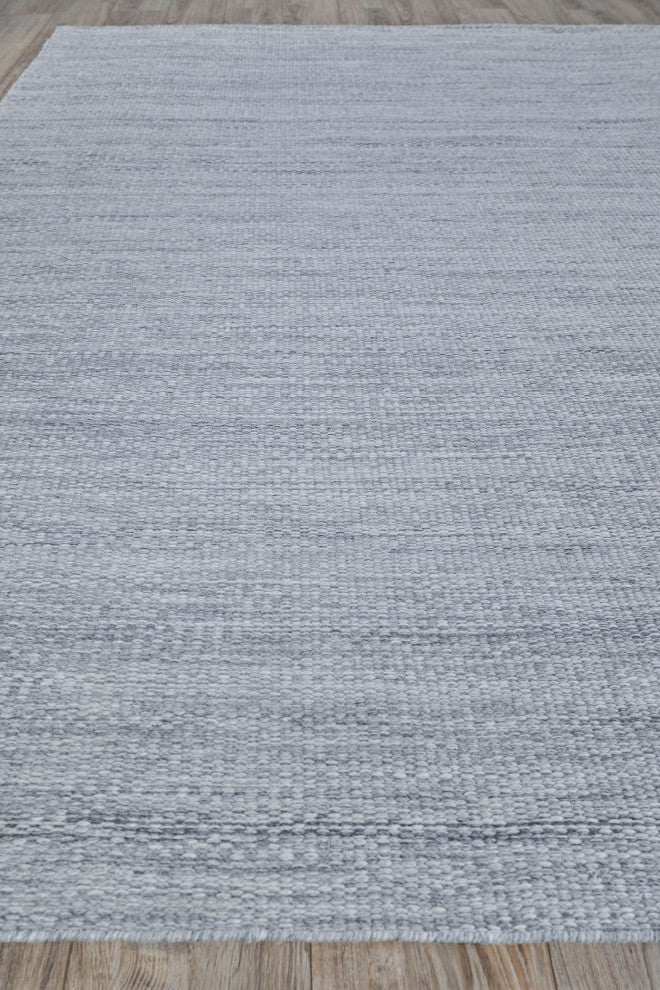 Loro Indoor/Outdoor Handmade Flatwoven PET yarn Light Silver Area Rug, 6'x9'