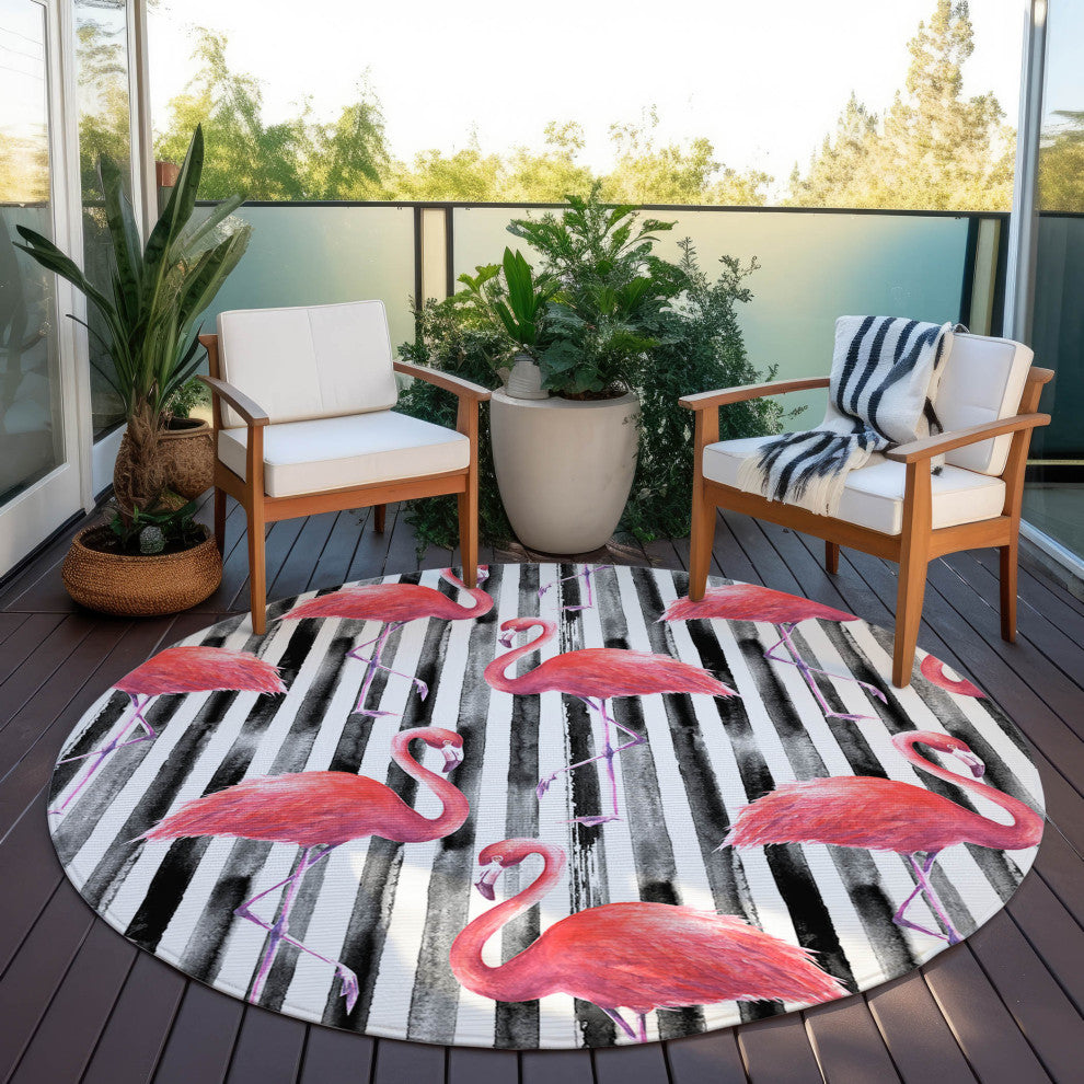 Indoor/Outdoor Tropics TC9 Black Machine Washable 8' x 8' Round Rug