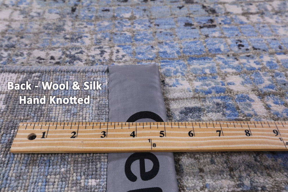 6' 0" X 9' 2" Wool and Silk Modern Hand Knotted Rug Q8894