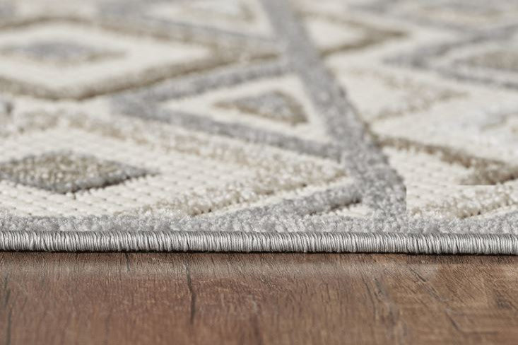8"x10" Gray Ivory Aztec Pattern Indoor Outdoor Area Rug