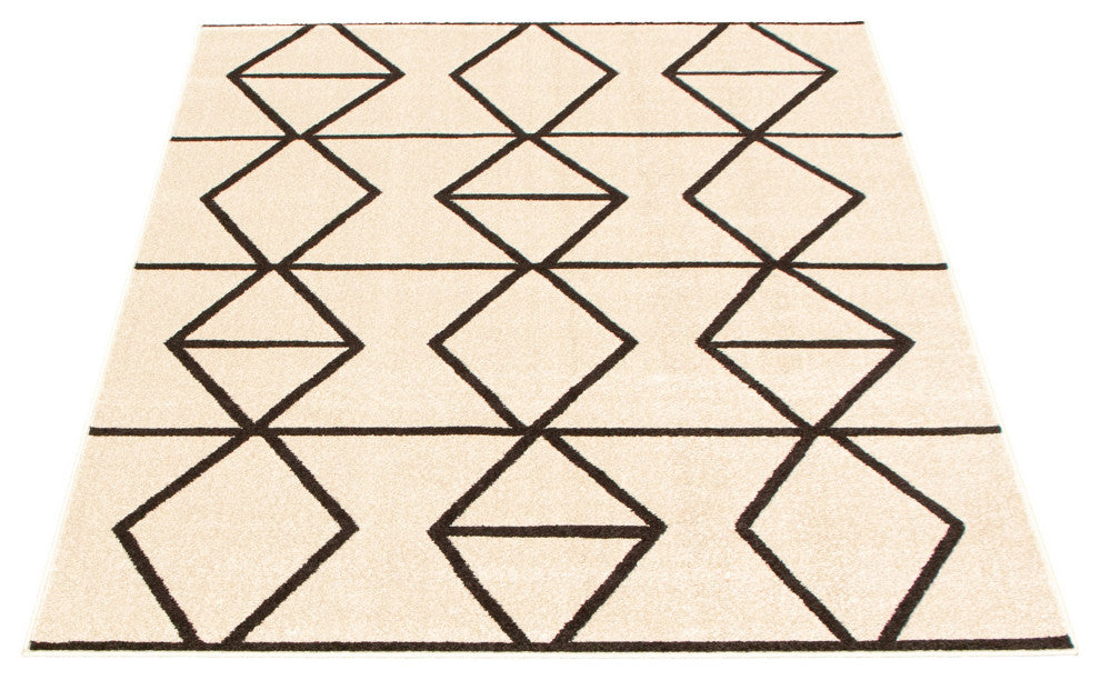 Ana eCarpetGallery Area Rug, Ivory-Dark Brown, 5''3"x7''3"