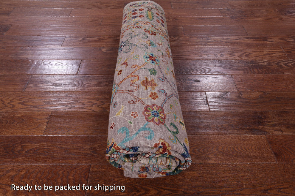 6' 10" X 9' 11" Persian Tabriz Hand-Knotted Wool Rug Q10568