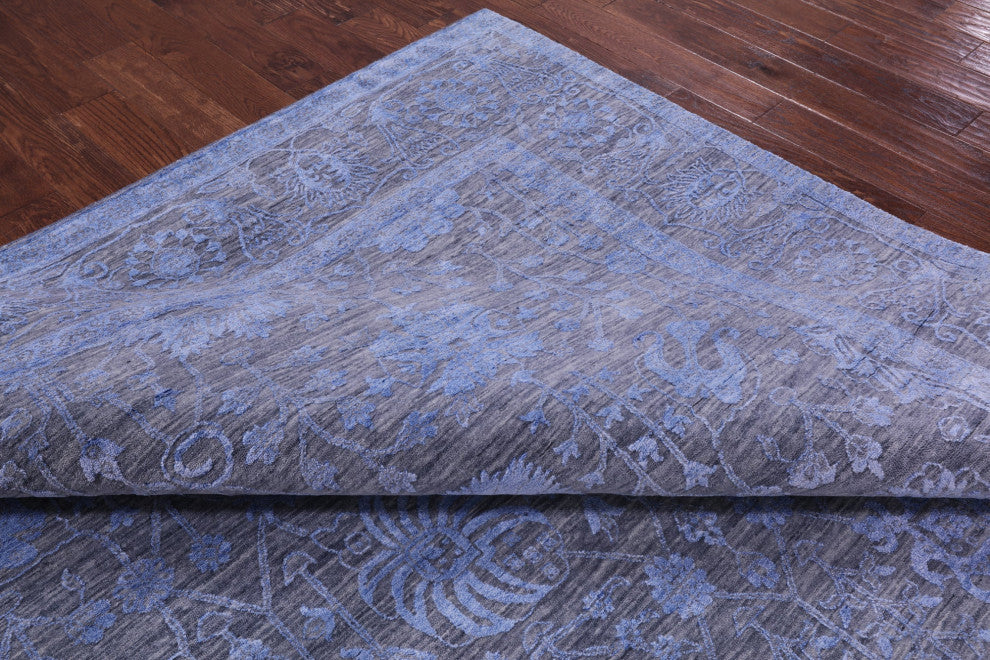 9' 0" X 12' 2" Handmade Wool & Silk Persian Rug - Q15827