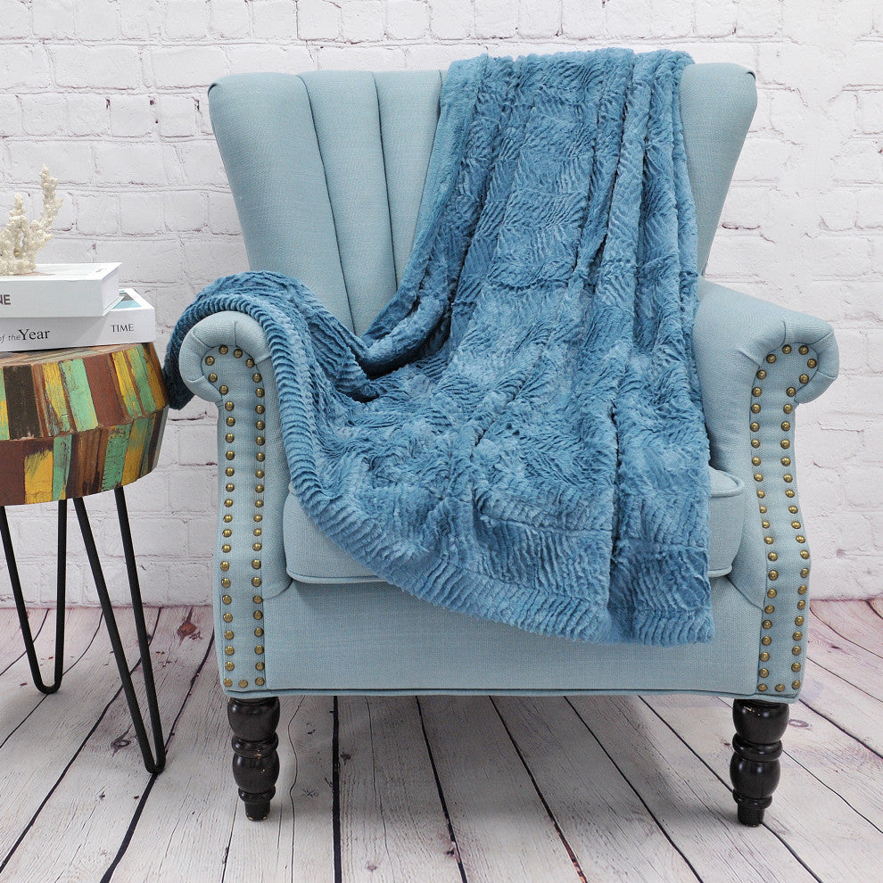 Herringbone Faux Fur Throw, Blue, 50x60