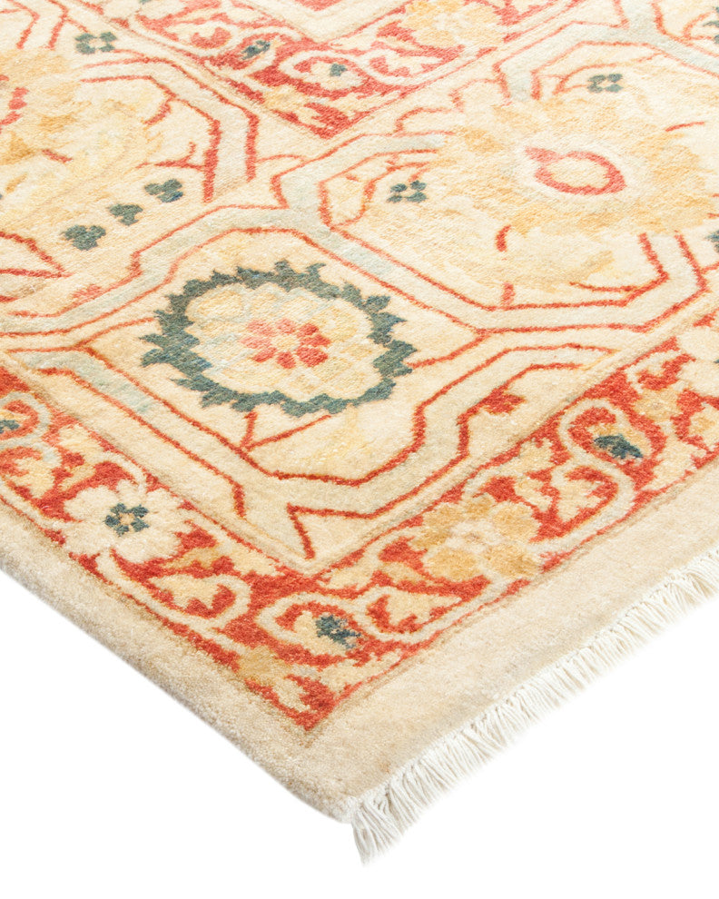 Daniela, One-of-a-Kind Hand-Knotted Area Rug Ivory, 8'3"x10'5"