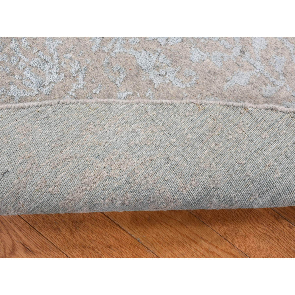 Gray Cypress Tree Design Wool and Silk Hand Loomed Round Rug 8' x 8'