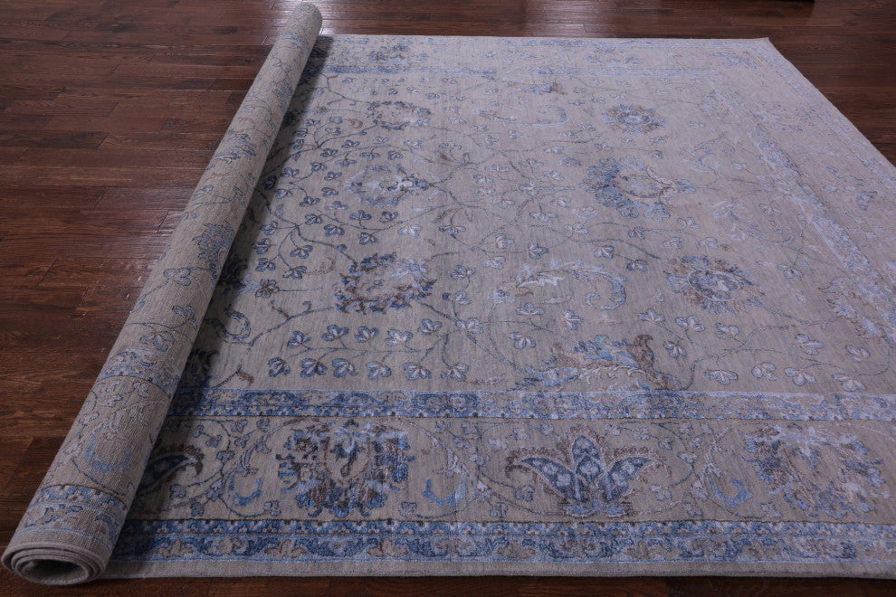 9' 1" X 12' 1" Wool and Silk Persian Hand Knotted Rug Q6215